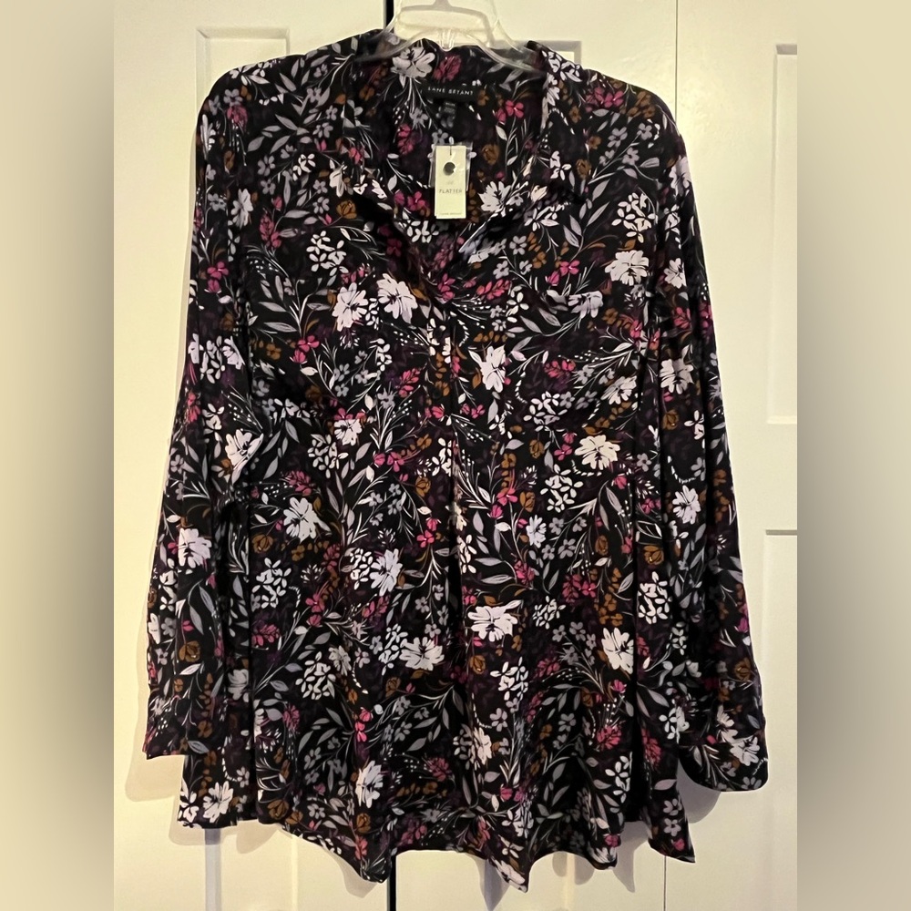 Lane Bryant Black Floral Blouse size 26/28W. New with tags.